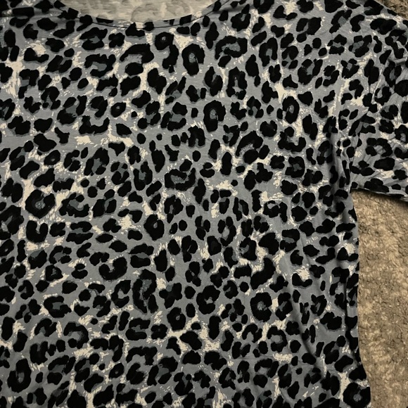 Blouse - Picture 2 of 5